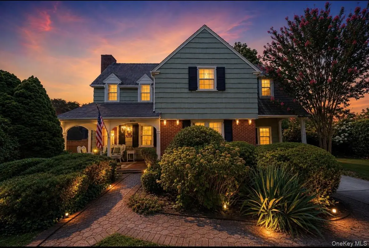 3994 Park Avenue, Seaford, NY 11783 - #1