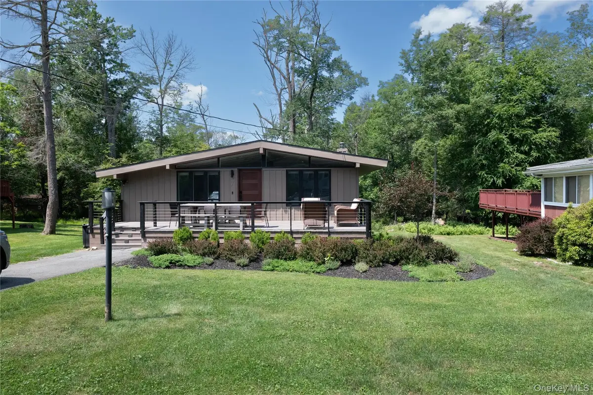 7 Donenfeld Drive, Kauneonga Lake, NY 12749 - #1