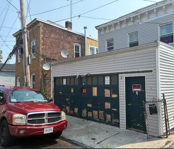 2 Ritters Lane, Yonkers, NY 10703