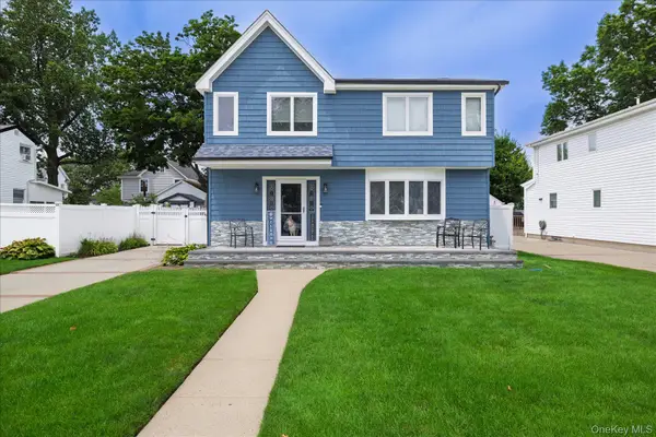 2618 Mount Avenue, Oceanside, NY 11572