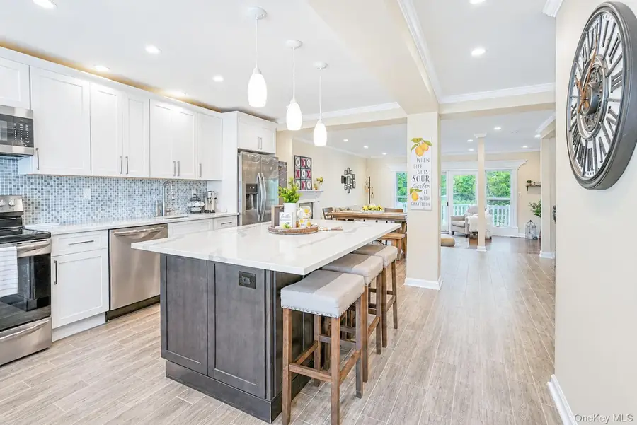 115 Woody Lane, Woodbury, NY 11797 - #2