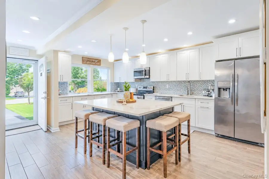 115 Woody Lane, Woodbury, NY 11797 - #3