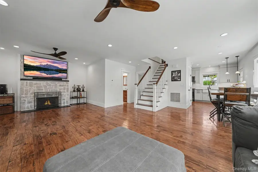 26 Gedney Terrace, White Plains, NY 10605 - #3