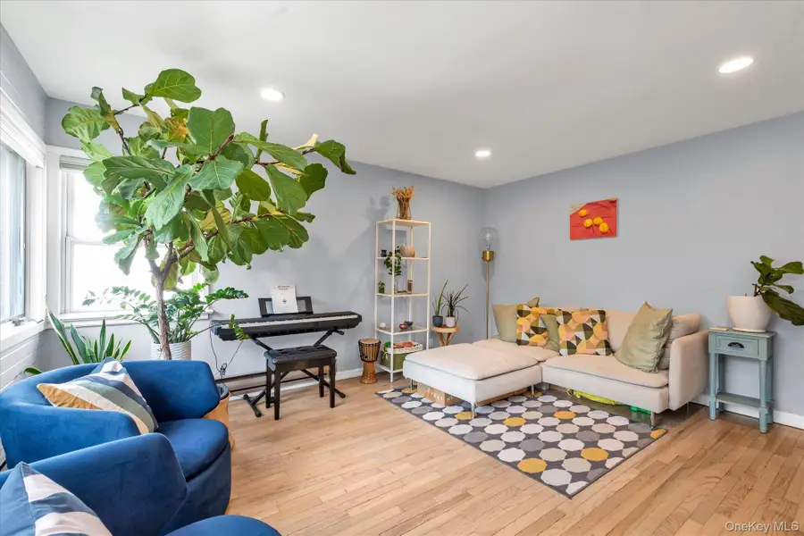 4 Rhame Avenue, East Rockaway, NY 11518 - #3