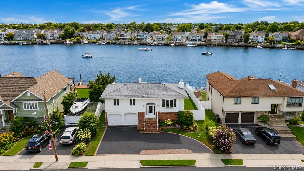 2718 Riverside Drive, Wantagh, NY 11793 - #1
