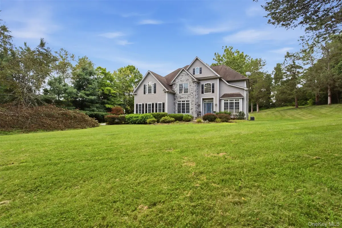 40 Winter Park Drive, Hopewell Junction, NY 12533 - #1