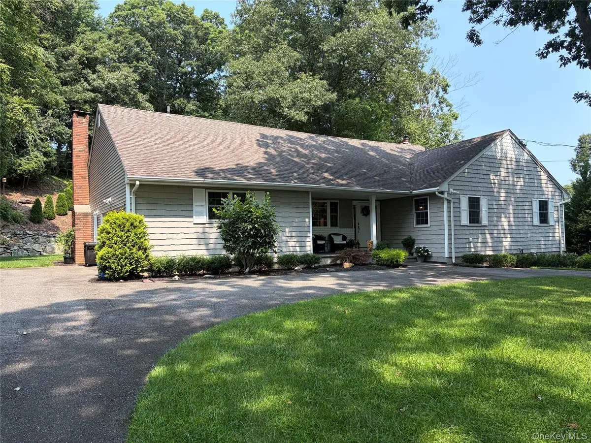 457 Wolf Hill, Dix Hills, NY 11746 - #1