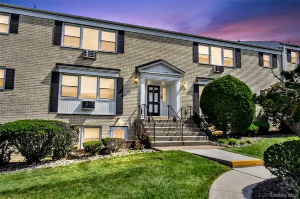 2 Lenox Court #704, Suffern, NY 10901