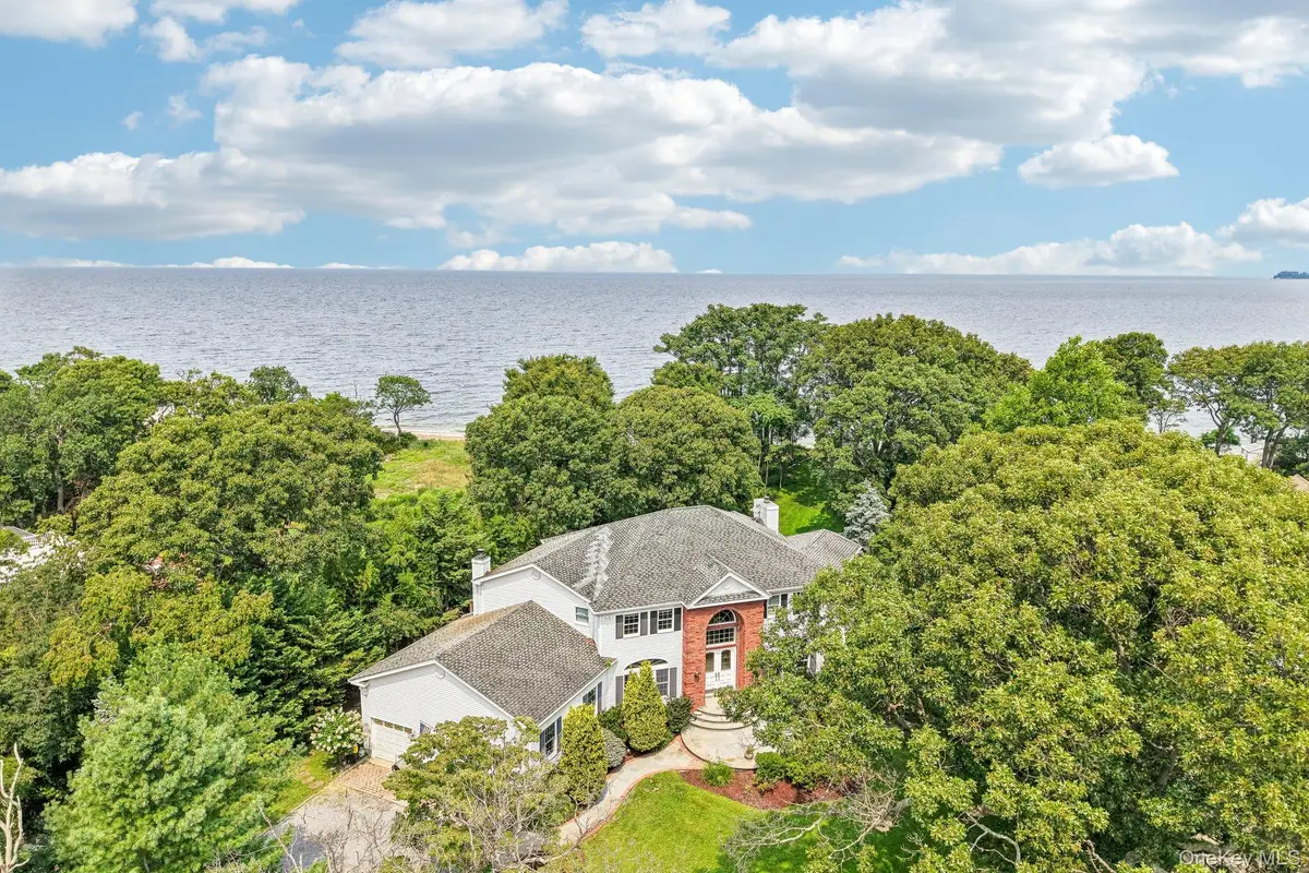 2 Penny Lane, Nissequogue, NY 11780 - #1