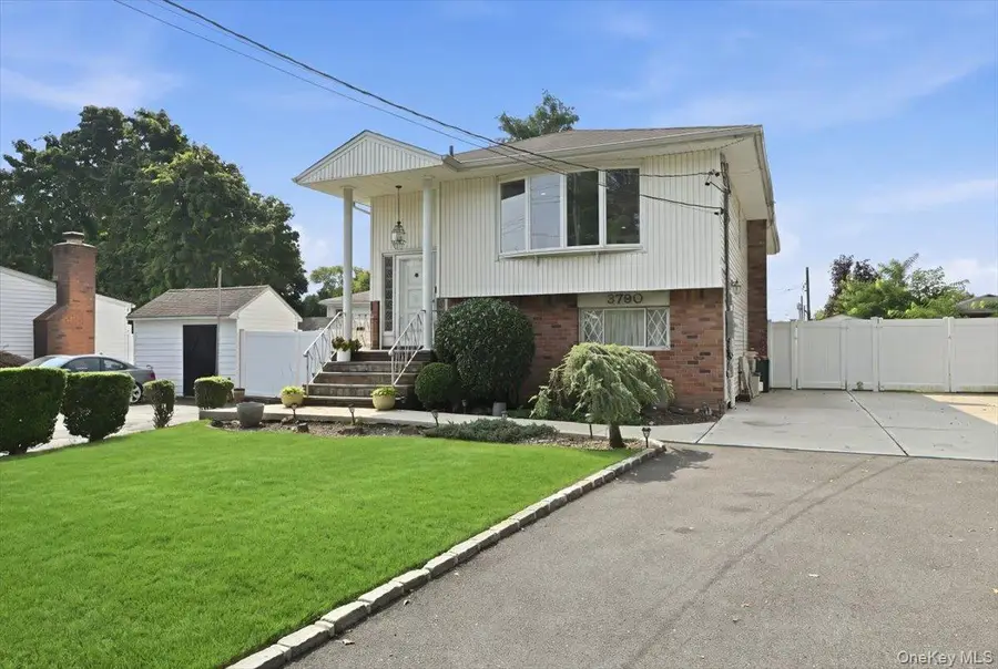 3790 Waverly Avenue, Seaford, NY 11783 - #2