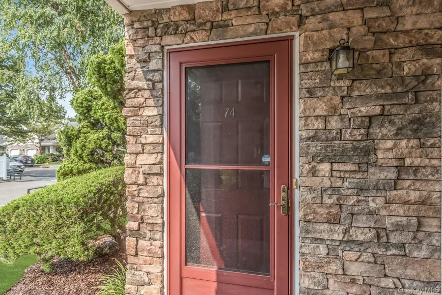 74 Miro Place, Port Washington, NY 11050 - #3