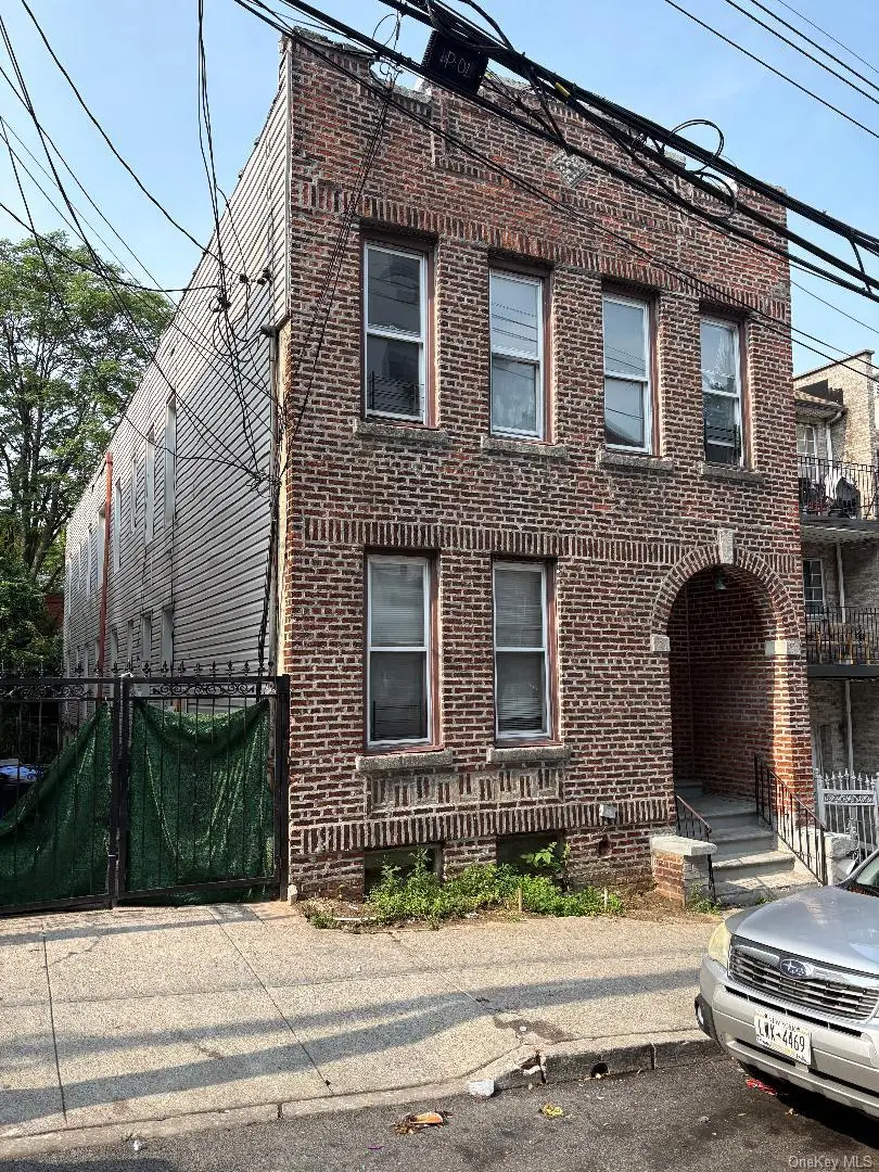 632 E 223rd Street, Bronx, NY 10466 - #2