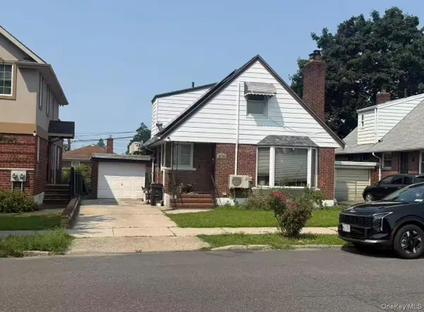4320 Utopia Parkway, Flushing, NY 11358