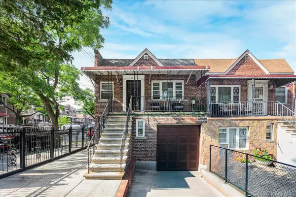1281 Arnow Avenue, Bronx, NY 10469