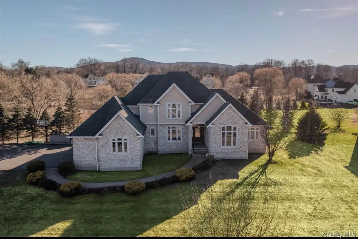 56 Autumn Chase Drive, Hopewell Junction, NY 12533 - #1