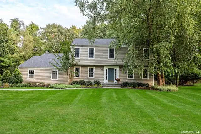18 Robert Townsend Drive, Setauket, NY 11733 - #1