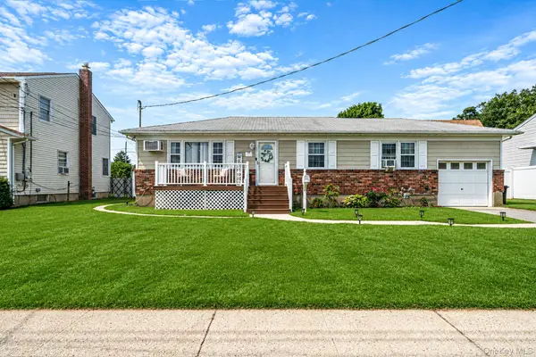 1028 Herzel Boulevard, West Babylon, NY 11704