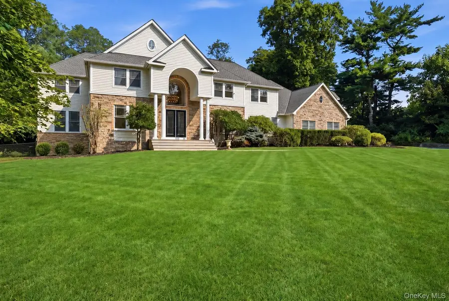 126 Old Field Road, East Setauket, NY 11733 - #2