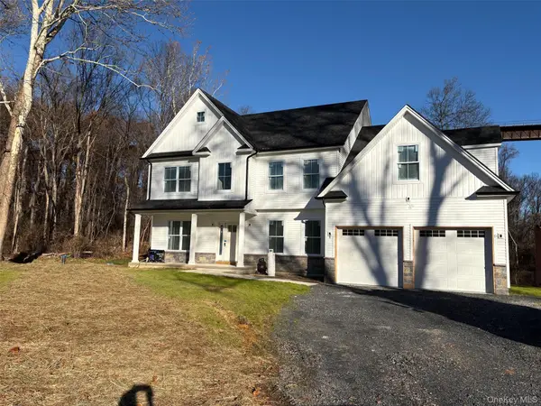4 Rosewood Lane, Salisbury Mills, NY 12553