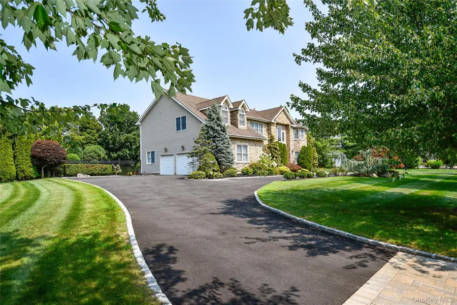 5 Home Court, Huntington, NY 11743 - #3