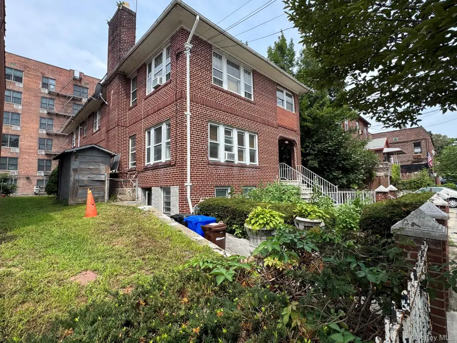 2181 Muliner Avenue, Bronx, NY 10462 - #3
