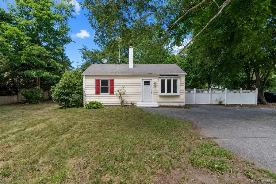 685 Horseblock Road, Brookhaven, NY 11719 - #2