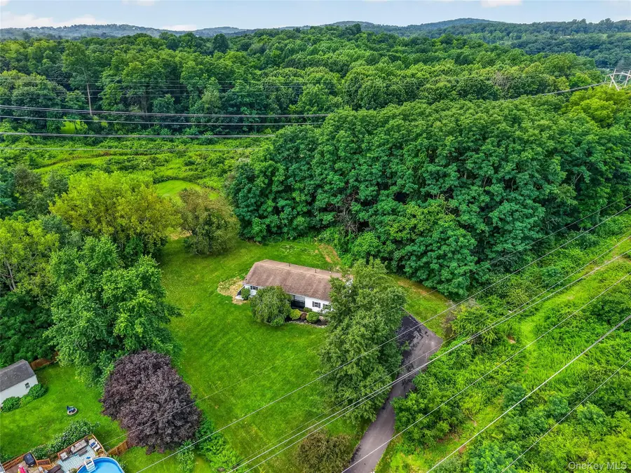 1 Christopher Way, Marlboro, NY 12542 - #2
