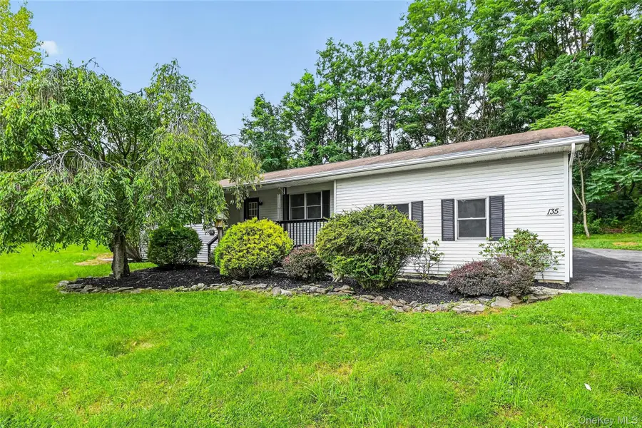 1 Christopher Way, Marlboro, NY 12542 - #3