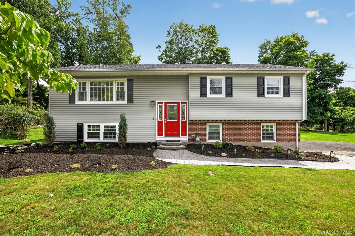 6 Linda Lane, Pearl River, NY 10965 - #1