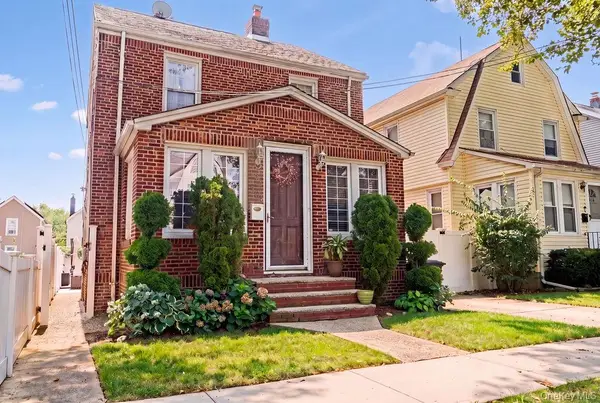 19430 111th Road, Saint Albans, NY 11412