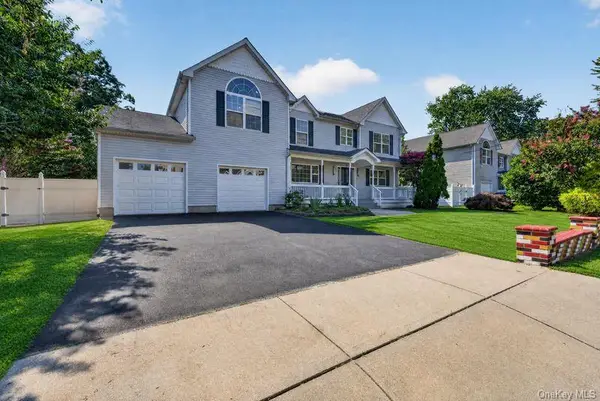 296 Westchester Avenue, West Babylon, NY 11704
