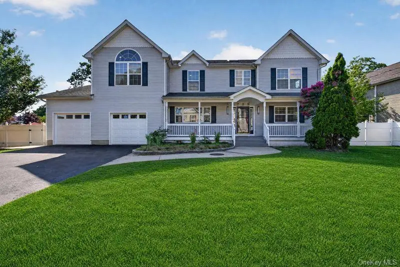 296 Westchester Avenue, West Babylon, NY 11704 - #2