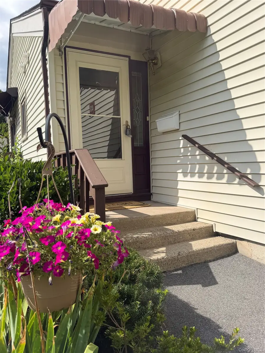 43 Jefferson Oval #A, Yorktown Heights, NY 10598 - #2