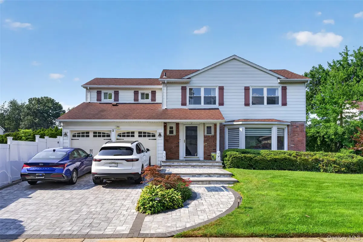 2 Foxhurst Court, Manhasset Hills, NY 11040 - #1