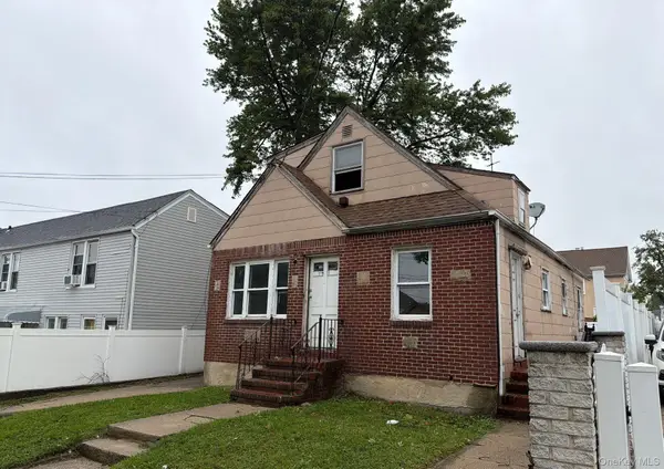 119-11 194th Street, Saint Albans, NY 11412