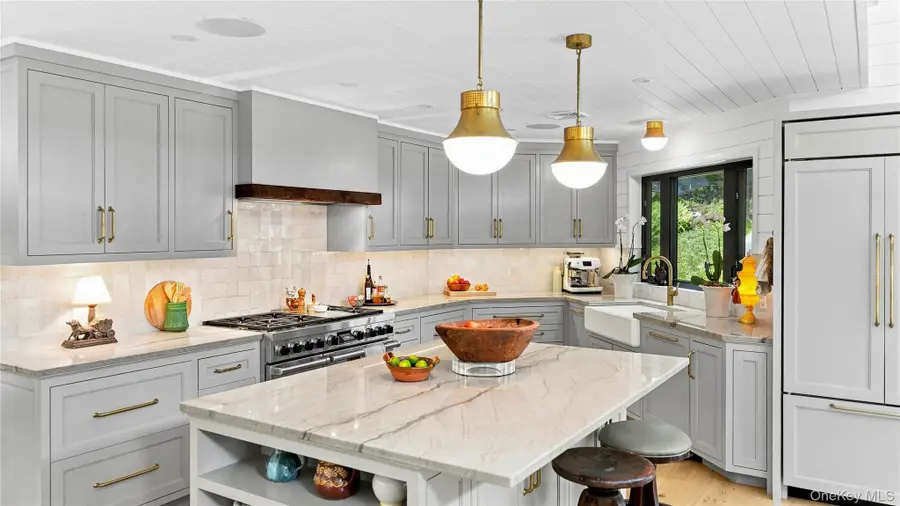 1114 Barrett Circle W, Carmel, NY 10512 - #3
