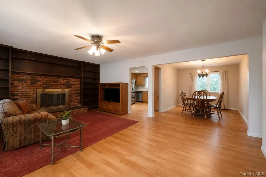 59 Lake Shore Drive, Ronkonkoma, NY 11779 - #3