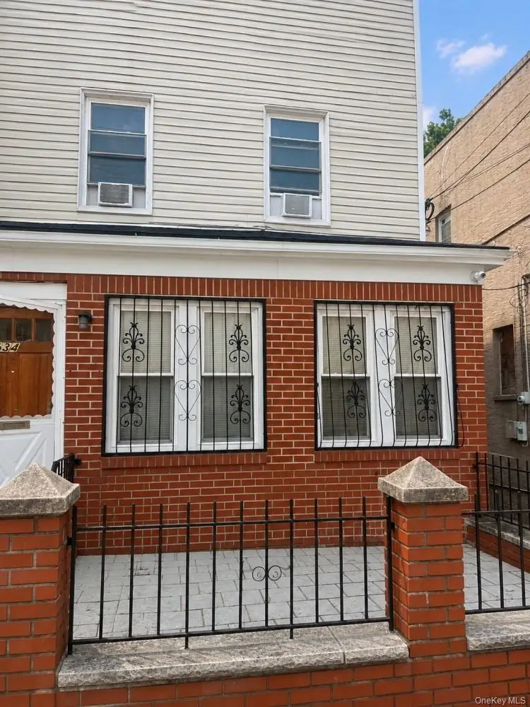 834 E 229th Street, Bronx, NY 10466 - #1