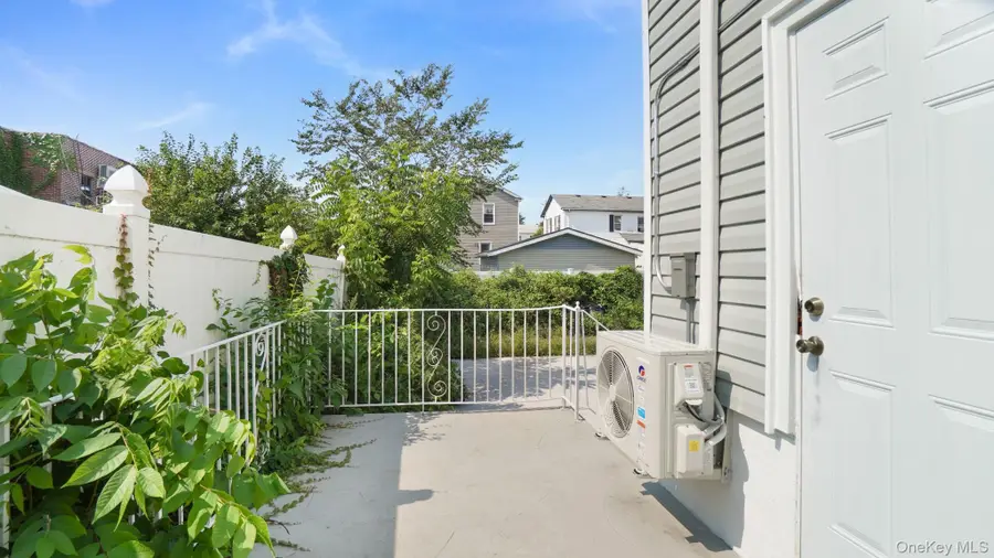 190-13 109th Road, Saint Albans, NY 11412 - #2