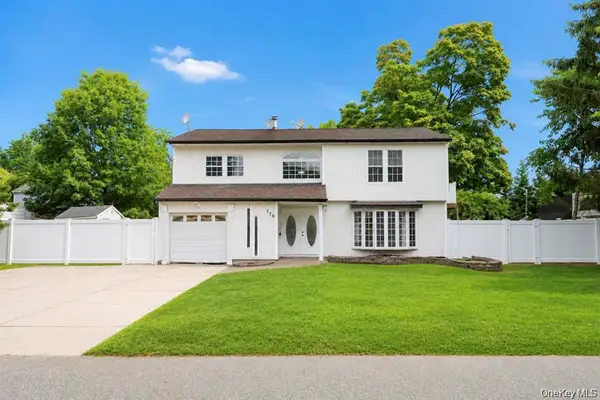 779 Peconic Avenue, West Babylon, NY 11704