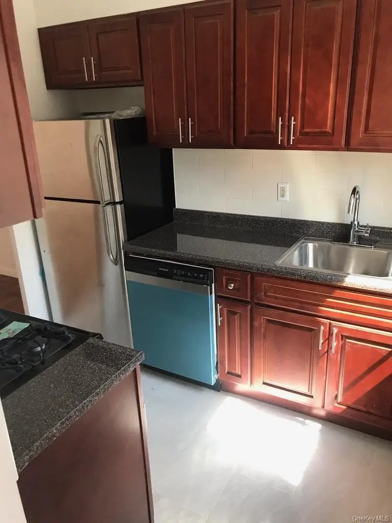 1515 Metropolitan Avenue #6B, Bronx, NY 10462 - #3