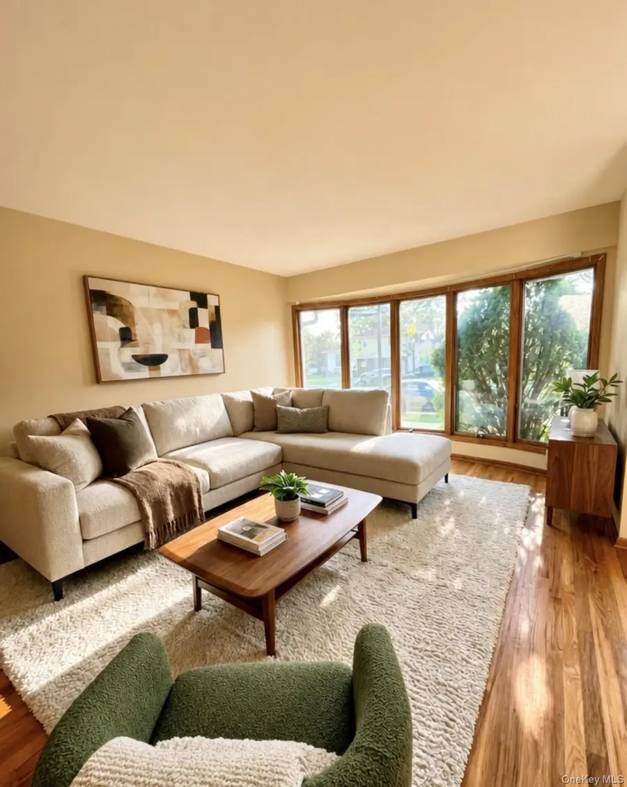 29 Jean Place, Syosset, NY 11791 - #3