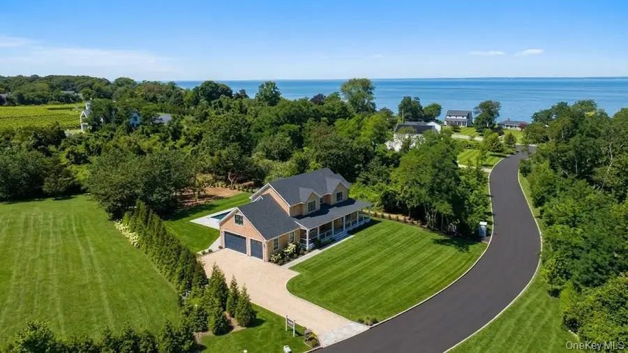 390 Wildberry Lane, Southold, NY 11971 - #3
