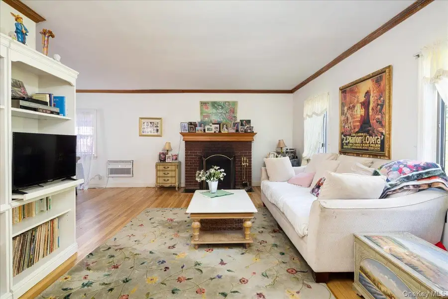 21110 34th Road, Bayside, NY 11361 - #3