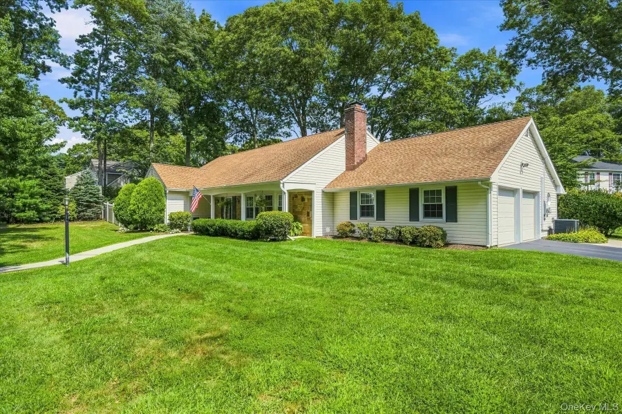 25 Seabrook Lane, Stony Brook, NY 11790 - #3