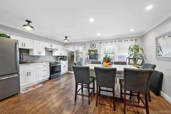6991 Caldwell Avenue, Maspeth, NY 11378