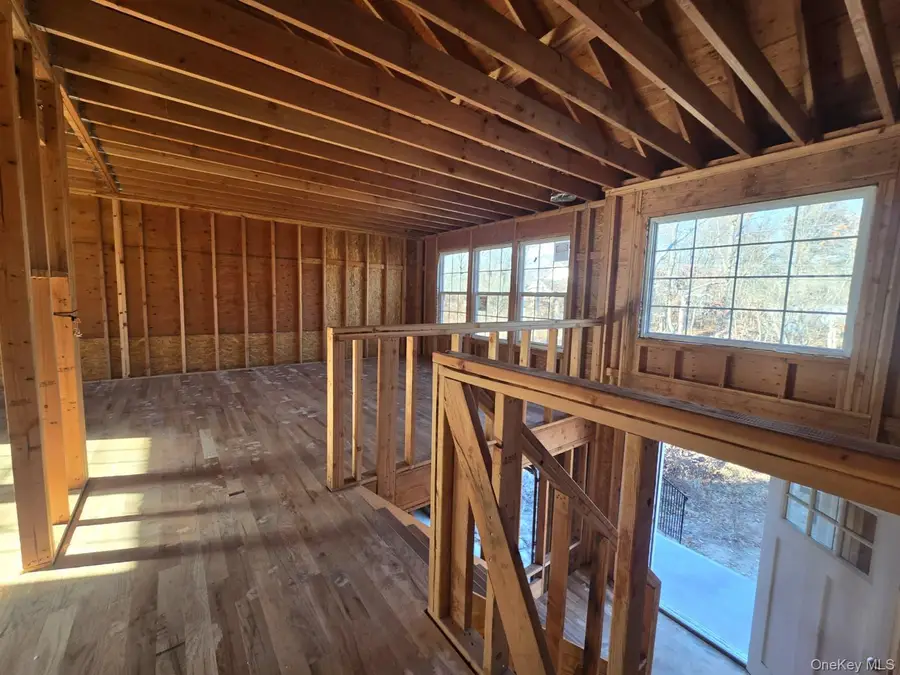 20 Barbara Lane, Medford, NY 11763 - #3