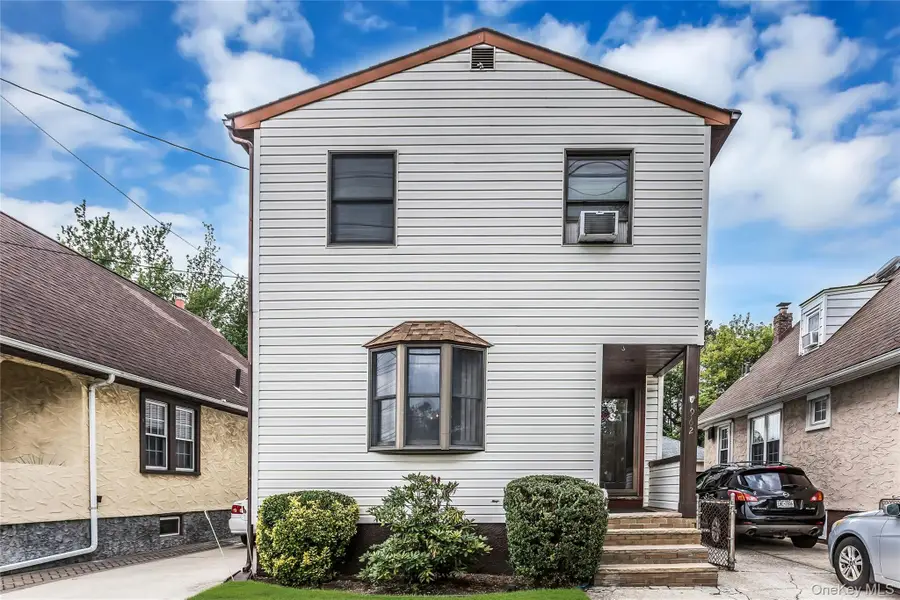 962 Gabriel Avenue, Franklin Square, NY 11010 - #3