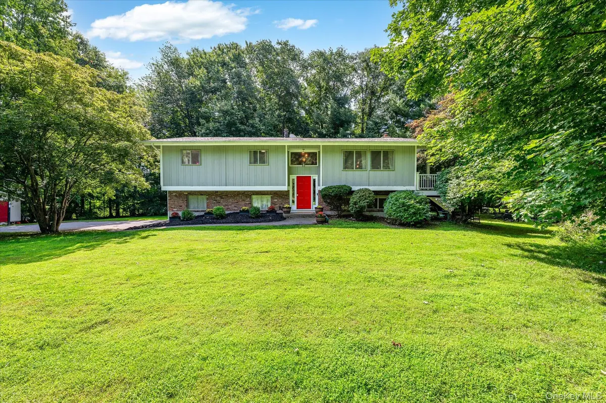 119 Bonnie Brae Court, Granite Springs, NY 10527 - #1