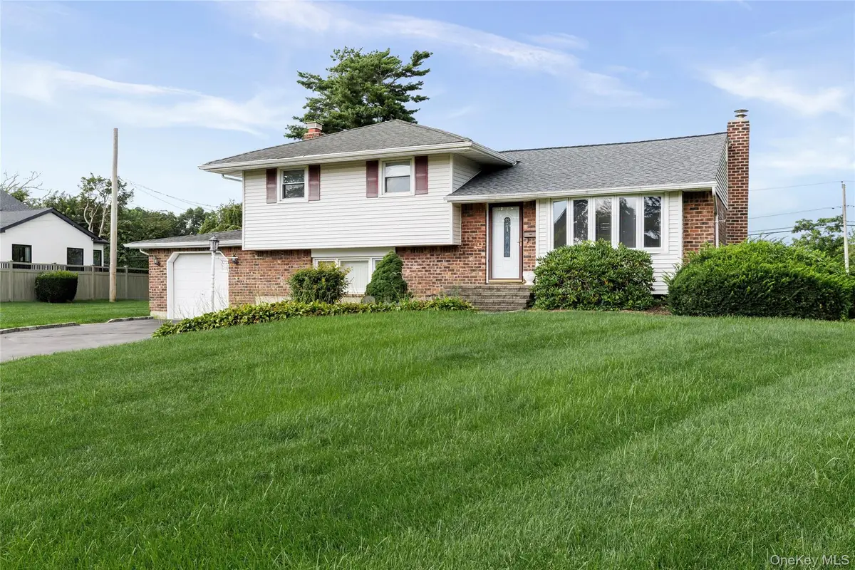 29 Cottonwood Drive, Commack, NY 11725 - #1